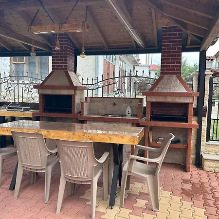 Guest house елеганс 3*